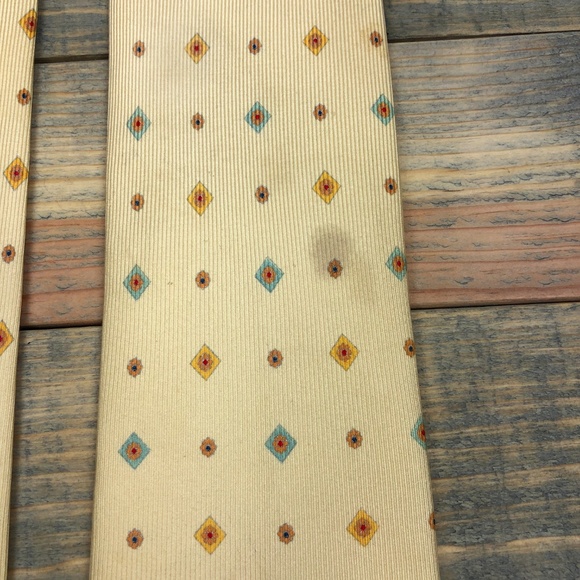 BRIONI Italy Men's yellow lavender & orange tie